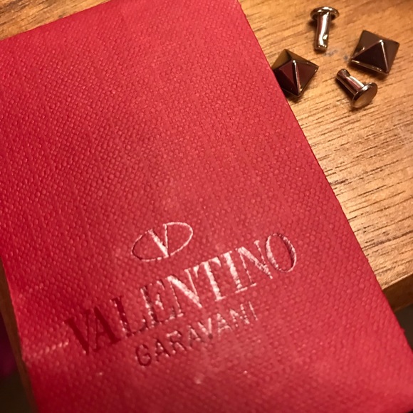 valentino spare studs